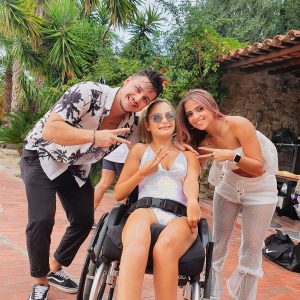 La ballerina con disabilità Federica Bambaci con Simone y Danila