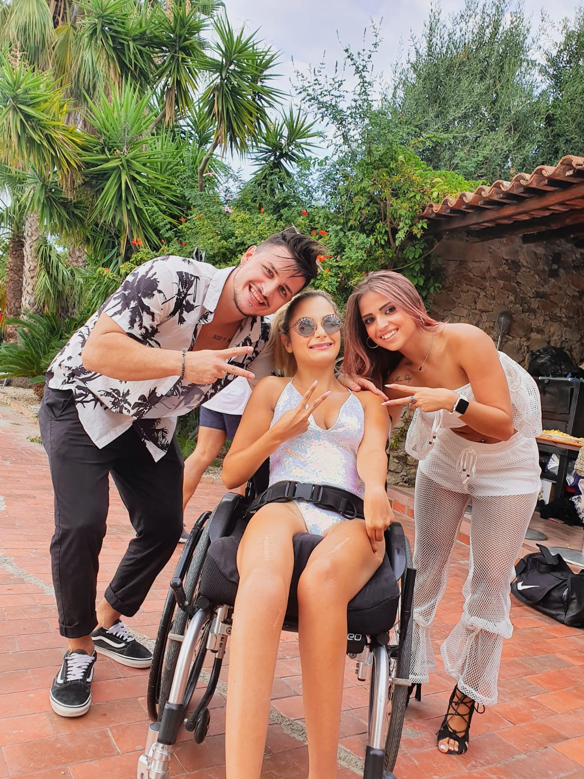 La ballerina con disabilità Federica Bambaci con Simone y Danila
