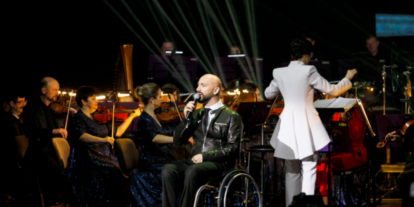 Trani, Premio Nazionale ‘Il Giullare’: conferita la prestigiosa onorificenza al cantante siciliano Federico Martello